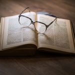 Leggere: il verbo che fa bene all’anima e al cervello